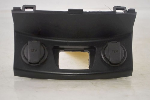HYUNDAI I30 (GD) 1.6 CRDI Mittelkonsole Steckdose 12 V Blende, Mittelkonsole