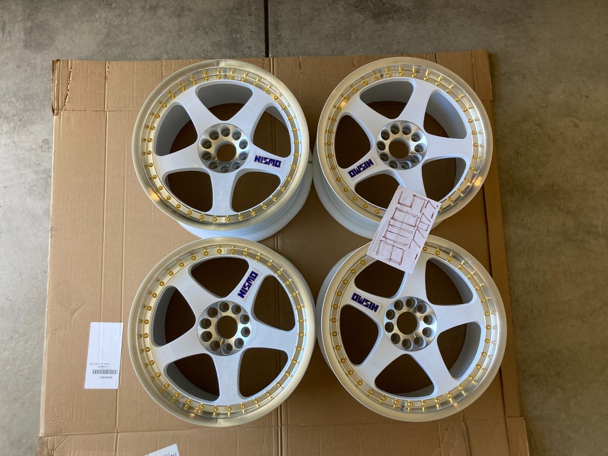Rays NISMO LMGT1 400R MONOBLOCK REPLICA 5x114.3 18x10 +20 White 