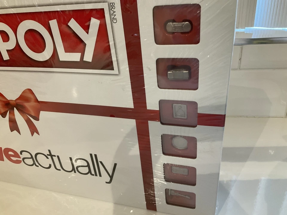 Monopoly Love Actually Edition (2022) Board Game | Limited Edition - NEW SEALED - Image 2 of 4