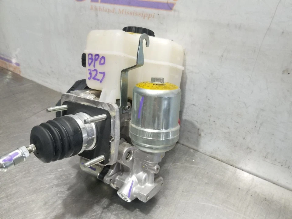 16 2016 LEXUS GX460 4,6 L ABS BOMBA DE FRENO ANTIBLOQUEO, CILINDRO MAESTRO Y REFUERZO Foto 3 de 4