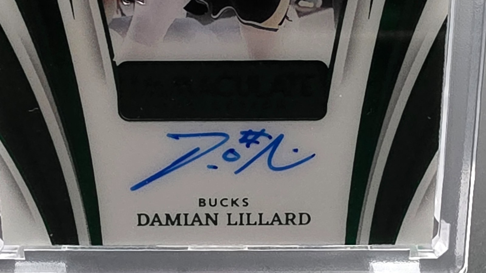 🔥 DAMIAN LILLARD 2023-24 Immaculate Jubilee Auto Green 2/5🦌Milwaukee Bucks 🔥 view 3