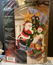 Bucilla 2007 Kit  86017 Tree Trimming Felt Stocking Kit 18  