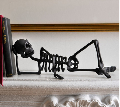 Pottery Barn Halloween 15.5'' RELAXING SKELETON Black Aluminum Art Sculpture BNIB