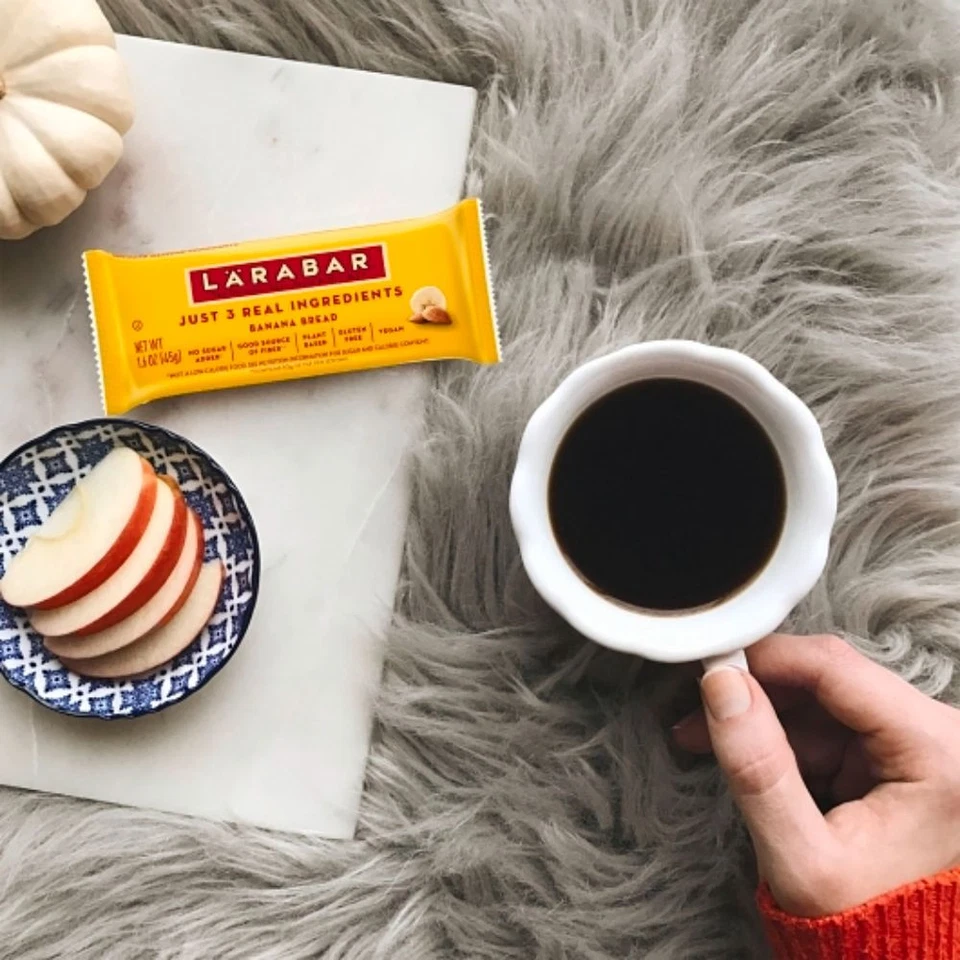 Larabar Banana Bread Fruit and Nut Bar, 25.6 Ounces, 4 Boxes Per Case - Image 3 of 4