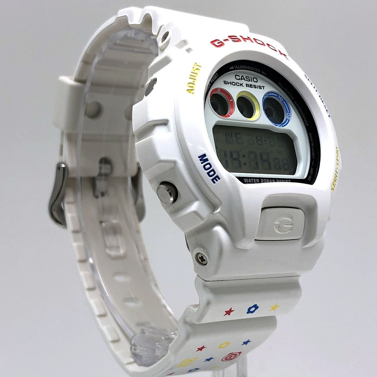 Casio G-Shock x MEDICOM TOY BEARBRICK Watch DW-6900MT BE@RBRICK