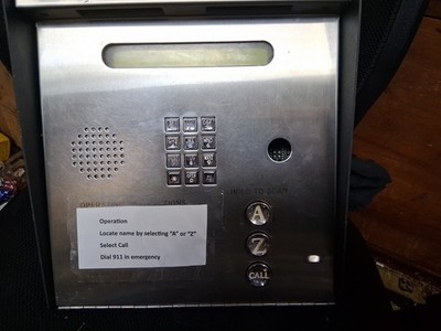 DoorKing - 1835-080 - working Complete Telephone Entry System-in working cond.