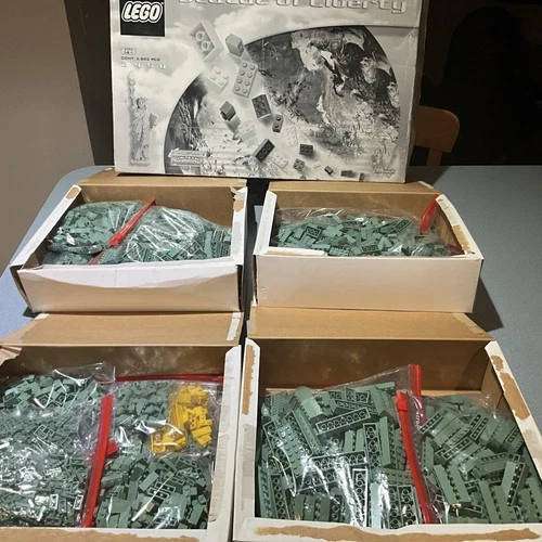 LEGO Advanced Models: Statue of Liberty 3450 COMPLETE W/ Box and MANUAL