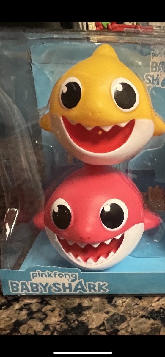 pink fong baby shark Pack Bath/pool SQUIRT
