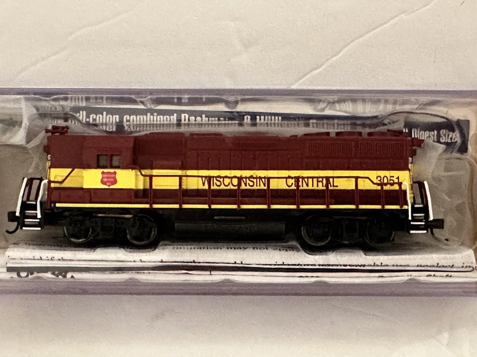 Wisconsin Central, N Scale EMD GP50 Diesel Locomotive, Road#3051, Bachmann 61297 - Image 4 of 4