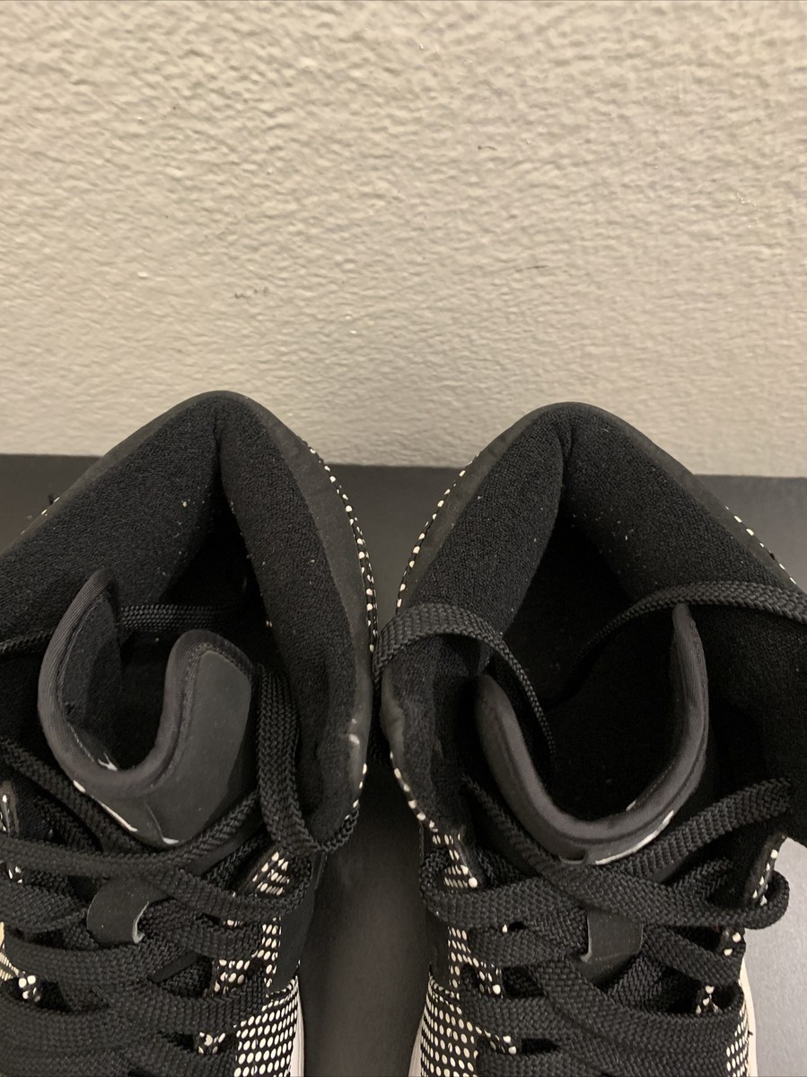 2008 Nike Air Jordan 1 Retro Black White 136065-011