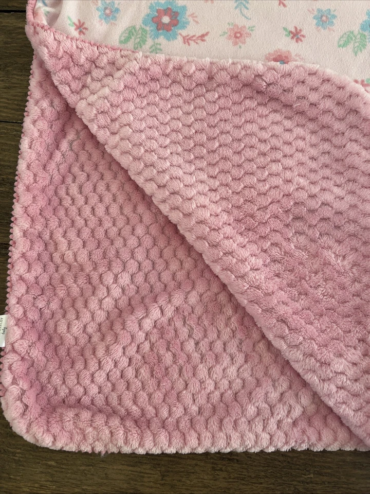 Manta Infantil Minky Floral Rosa Azul Bebé Laura Ashley Lovey Seguridad 30”x38” Foto 3 de 4