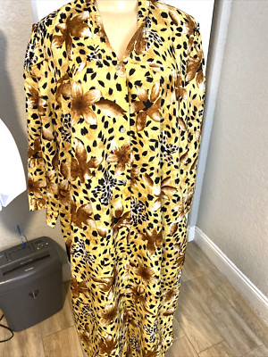 VTG Simply Basic House Dress w/Snap Buttons Sz LG Leopard Floral  s4