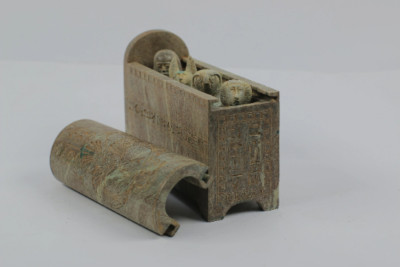 Four Maat Canopic jars (goddess of justice) With a box Tomb