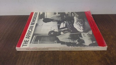 			The African Newsroom, IPI Manual, on Techniques of reporting, new		