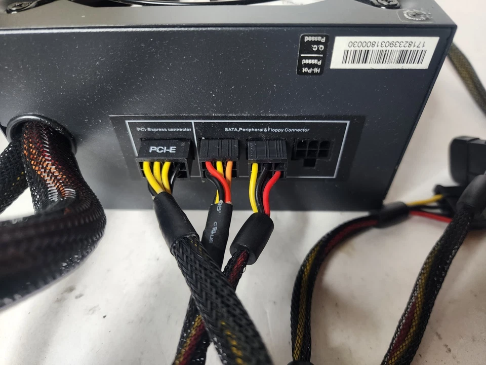 Rosewill Glacier 500M 500-watt 80 Plus Bronze Semi-Modular Gaming Power Supply - Image 2 of 4