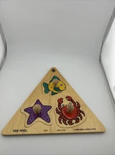 Vintage Small World Toys Wooden Puzzle 2000 Tide Pool 2210 Big Handle Crab Fish