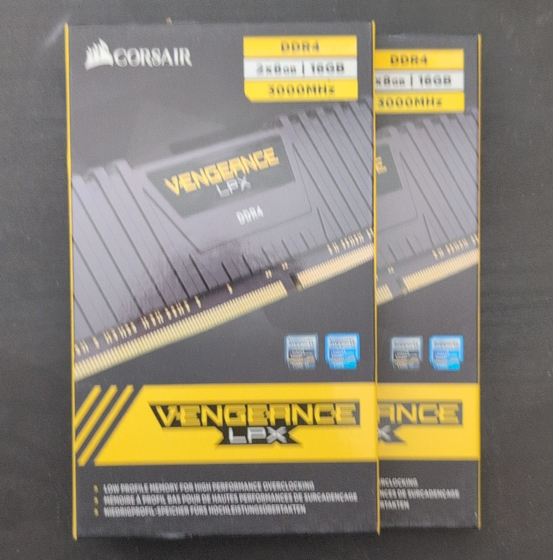 Corsair Vengeance LPX 16GB (2x8GB) DDR4-3000 DIMM 288-Pin CMK16GX4M2B3000C15