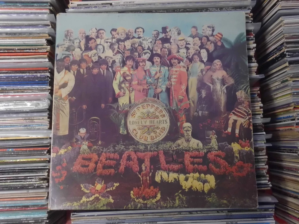 THE BEATLES LP: SGT. PEPPER'S LONELY HEARTS CLUB BAND (IT;Parlophone 3C06204177) - Bild 3 von 4