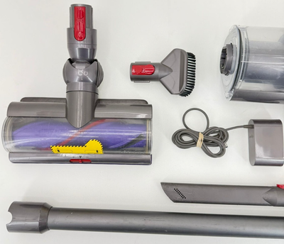 Dyson Cyclone V10 Cordless Vacuum Cleaner | Iron | 0463 | eBay