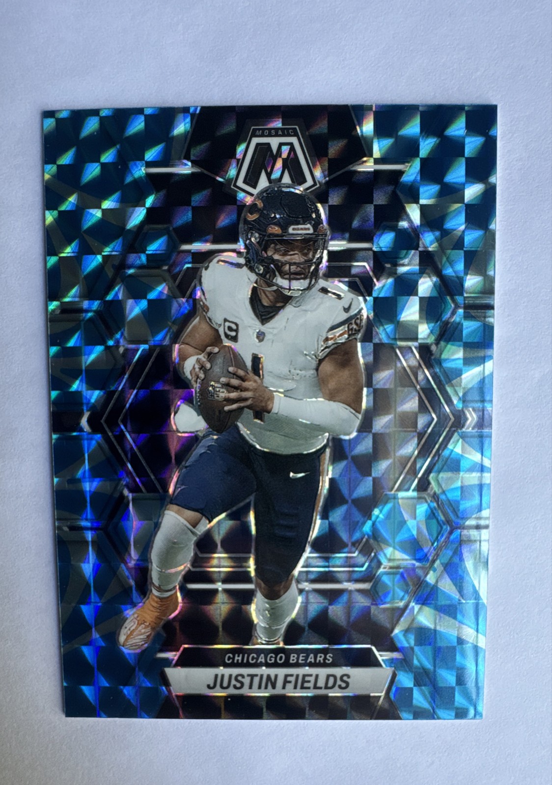 2023 Panini Mosaic - Justin Fields #33 Reactive Blue Mosaic Prizm