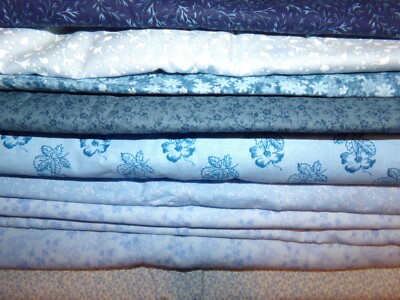 BLUE navy LIGHT FLOWER TONALS leaves COTTON Fabric U-PICK see 4 info 1/2 YD BTHY