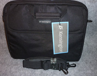 Kensington Laptop Notebook Bag Carrying Case Sleeve SP10 K62562 39.6cm Black NWT
