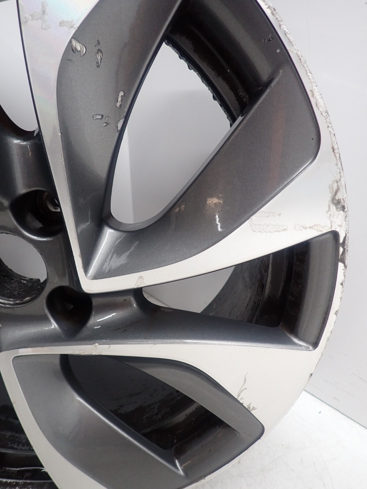 18%22+Genuine+CITROEN+Ds5+Alloy+Wheel+Rim+9687902677+MINT for sale ...