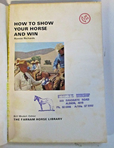 3 x Farnham Horse Library Books - Stable Design/Equitation/Show Your Horse - Picture 8 of 10