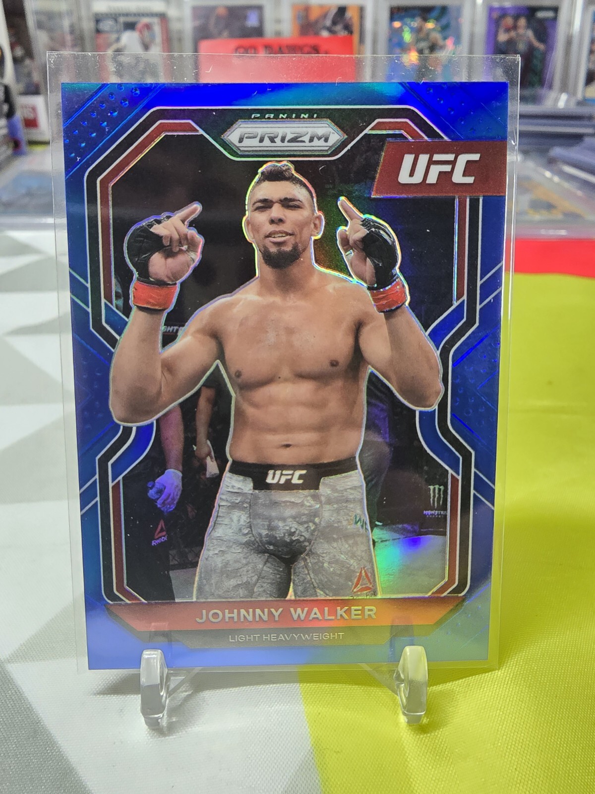 2021 Panini Prizm UFC Blue Prizm /199 Johnny Walker #15