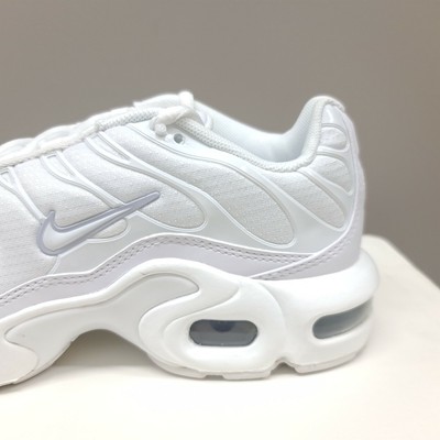 nike tn white metallic silver