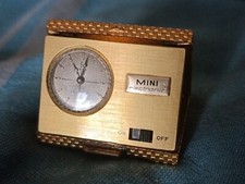 TIMEX orologio sveglia portapillole miniatura placcato oro 6/10 '70 (tipo NEPRO)