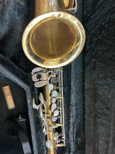 Yamaha YAS-23 Alto Saxophone with case and mouthpiece. Made in Japan - Picture 5 of 13