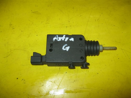 Opel Astra G,        ZV Stellmotor Tankklappe  90 589 918  siehe Bild