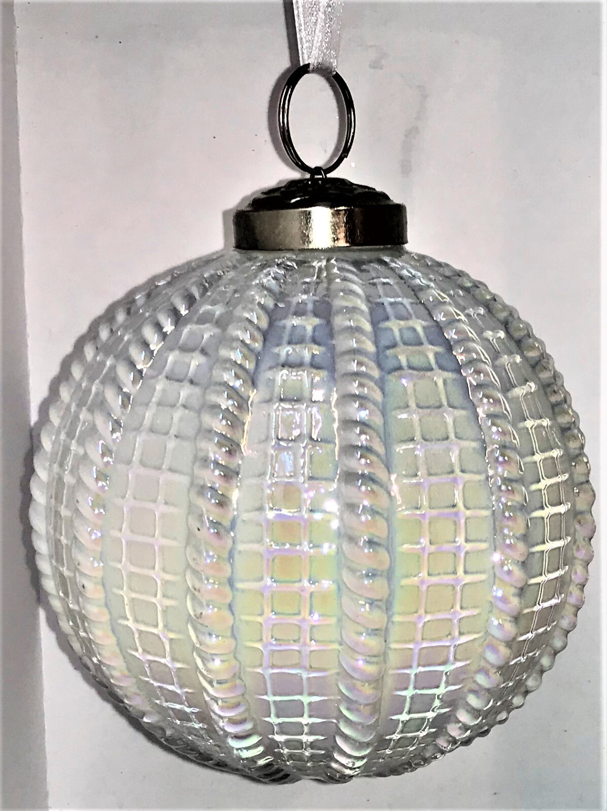 Tinsel & Fir SET OF 4 Christmas Pearl White Iridescent Jumbo GLASS