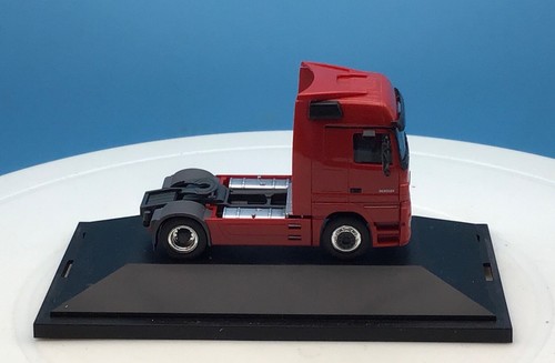 HERPA MERCEDES BENZ IAA2002 TRACTOR CAB SCALE 1:87 - Picture 6 of 10
