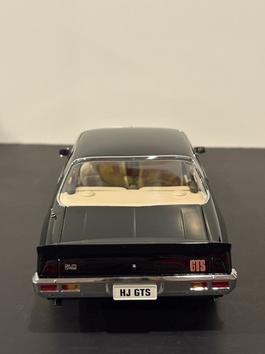 1:18 Rare Tuxedo Black Holden HS Monaro GTS Classic Carlectable Number 354- 1000 - Picture 5 of 7
