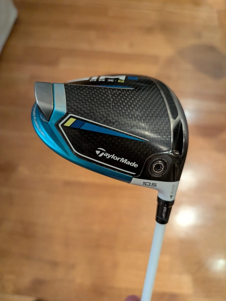 TaylorMade Sim 2 Max Driver 10.5 Degree Air Speeder Regular Flex Right Handed - Image 3 of 4