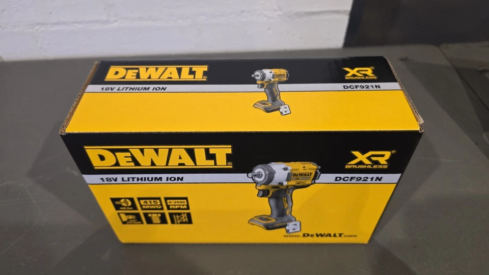 Dewalt 18v Impact Wrench DCF921. **GENUINE**. BRAND NEW. AUTHENTIC - image 2 of 4