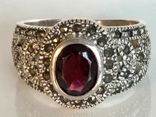 Size 9 Garnet & Marcasite Beautiful Ornate Ring Sterling Silver Marked FAS 925