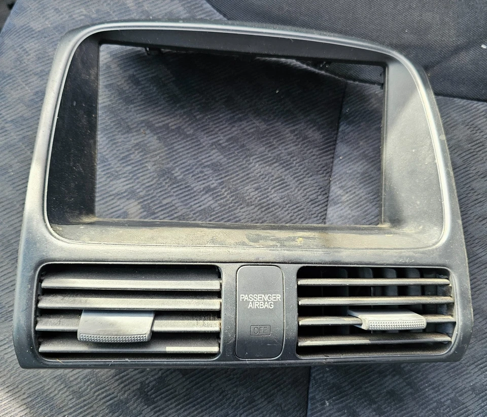 Radio tablero Honda CRV 2002-2006 bisel ventilación OEM moldura central pasajero luz AB Foto 3 de 4