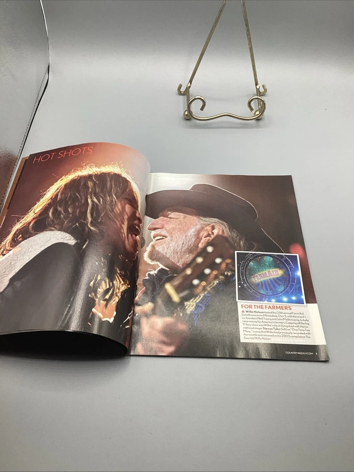 TAYLOR SWIFT Photo Covers 2010 Country Weekly INTERVIEW-11/1/2010 - Image 4 of 4