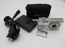 Olympus FE-370 8.0MP Digital Camera Silver 5x Zoom W/ Battery Charger TESTED