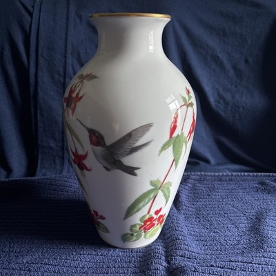 Franklin Porcelain  The Garden Bird Vase  by Basil Ede-Limited Edition-24k Trim