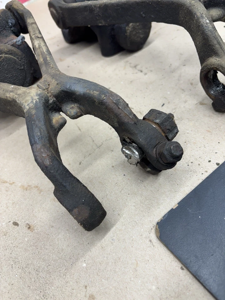 1949 1950 1951 Oldsmobile Buick Pontiac conjunto de braços de controle dianteiro superior par Oe - Imagem 3 de 4