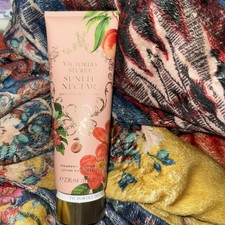 Victoria's Secret Sunlit Nectar Fine Fragrance Body Lotion 8 fl oz New