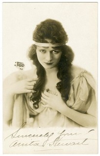 ANITA STEWART HANDWRITTEN SIGNED POSTCARD PHOTOGRAPH SIGNED PHOTO AUTOGRAPHED