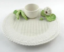 The Manelion Peas and Garlic on Basketweave Chip and Dip Plate Italy Mane Lion