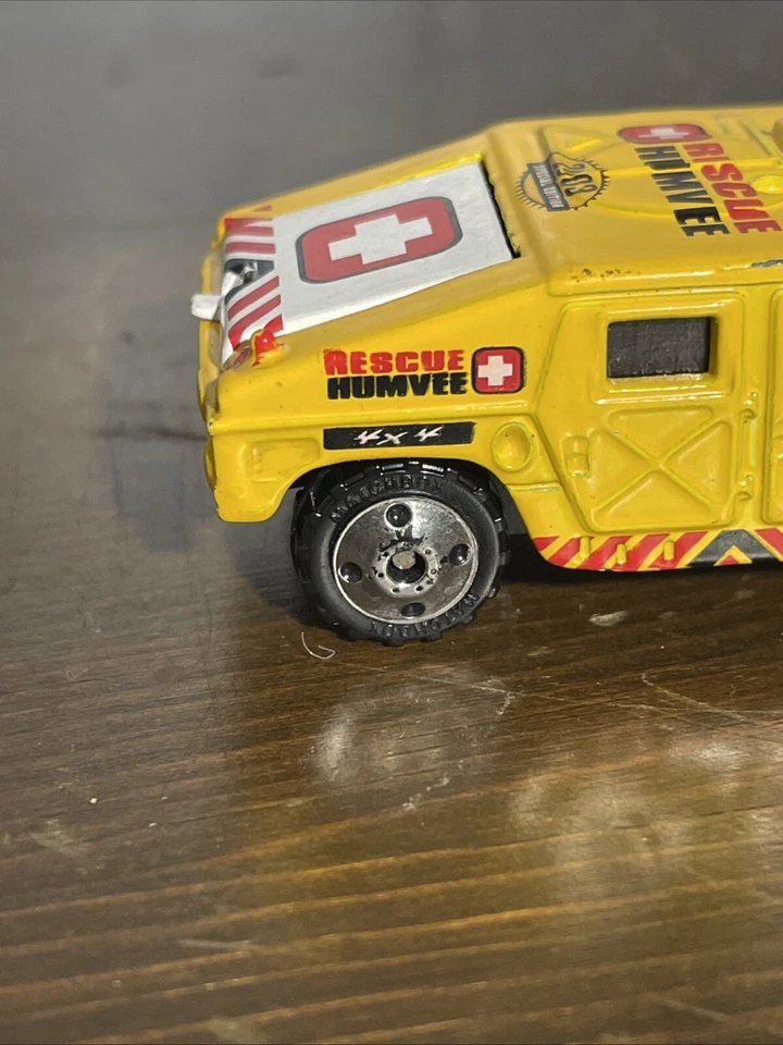 Retro 1994 Matchbox Rescue Humvee Hummer 1:70 - **Edición especial 2003** - Como nuevo Foto 2 de 4