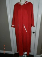 Dreams & Co Women's Sx L Long Terry Robe red w/ white trim zip front 3/4 sleeve