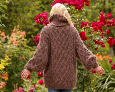 Brown mohair sweater thick pullover 